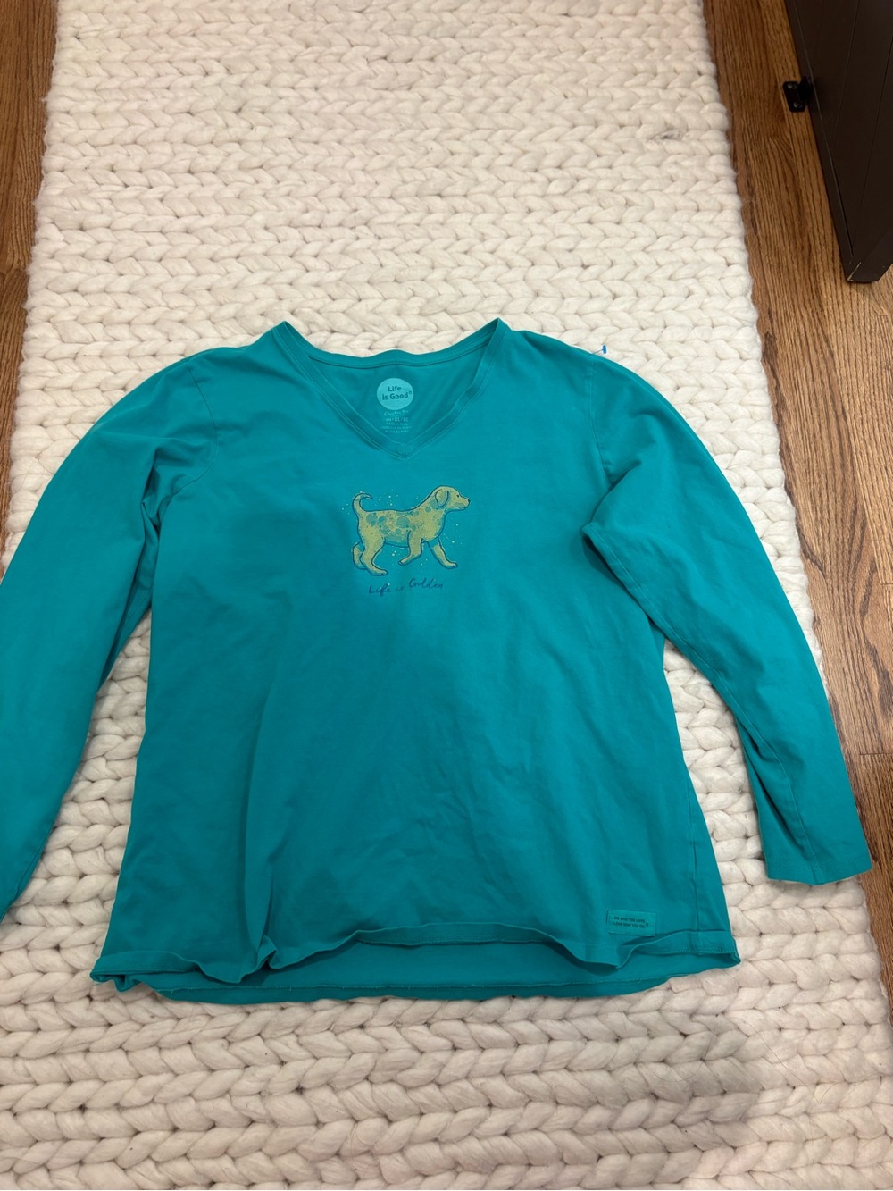 Long-Sleeve Teal life is good Dog Graphic Top